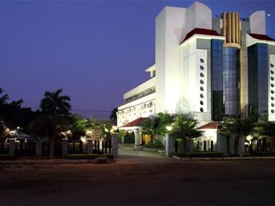 Grand Palace Stay 치담바람 외부 사진
